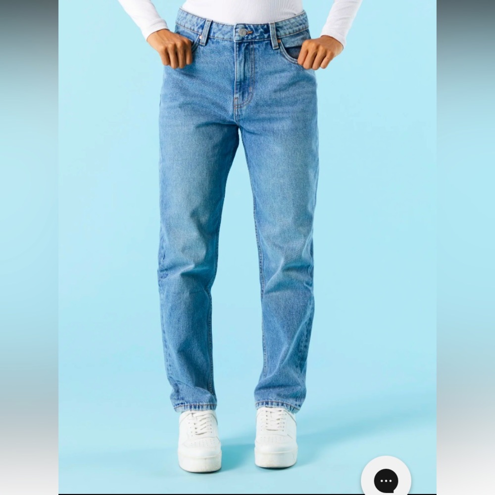 GUC Medium Denim Mom Jean